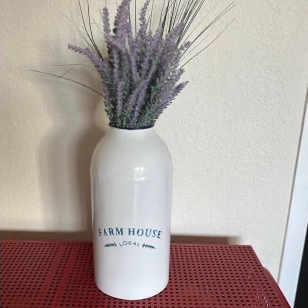 White Farmhouse Vase